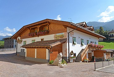 Private houses Masi di Cavalese: El Tabià Del Margarito - Corrado Dellafior