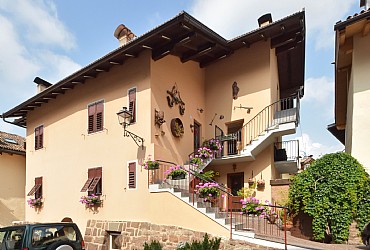 Case con appartamenti Cavalese: Serena Fanti