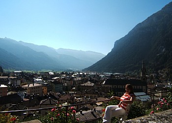Appartamento a Predazzo. Vista panoramica dalla villa sulla catena del Lagorai e Cermis.